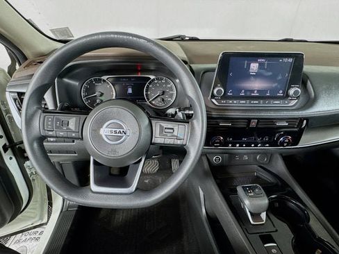 Used 2021 Nissan Rogue SV AWD/4WD image 10