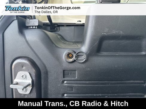 Used 2018 Jeep Wrangler Unlimited Sahara AWD/4WD image 6