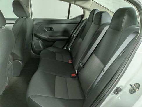 Used 2024 Nissan Sentra SV FWD image 25