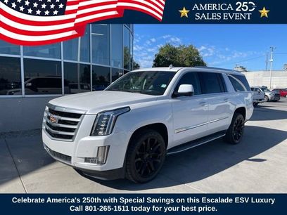 Used 2016 Cadillac Escalade ESV Luxury