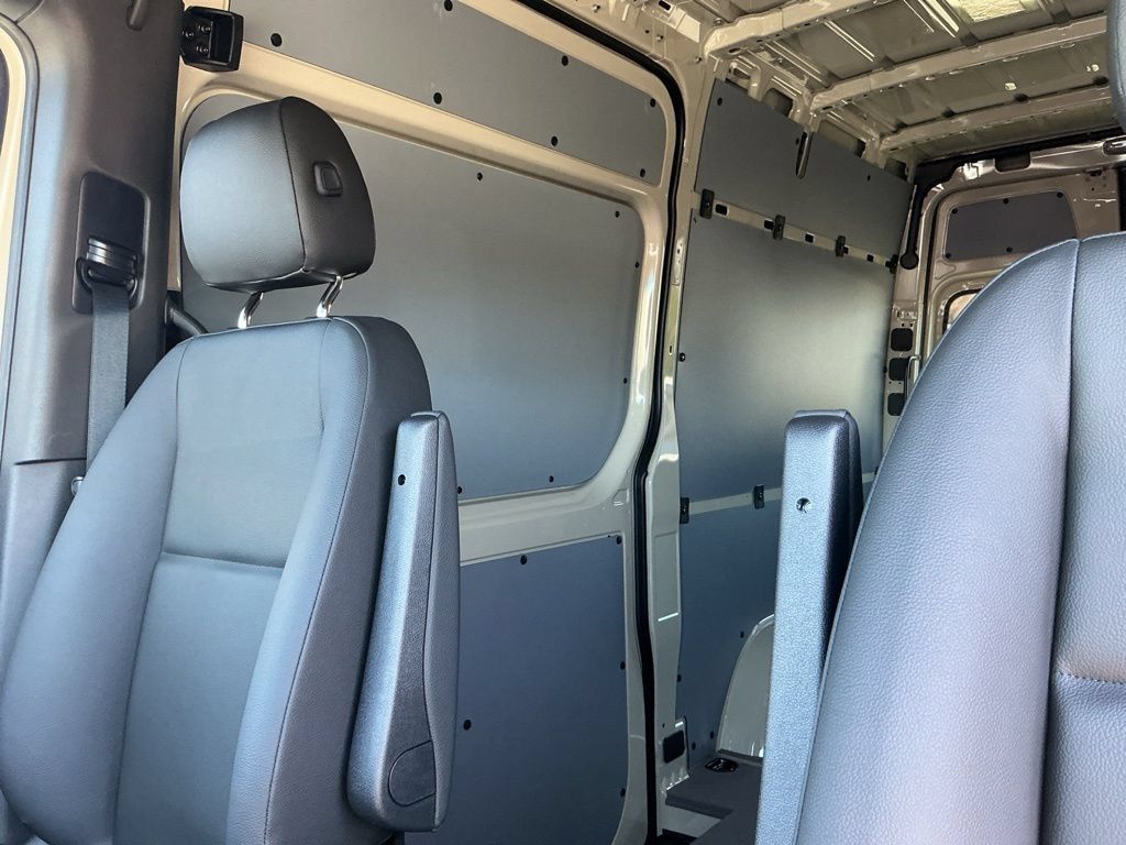 New 2026 Mercedes-Benz Sprinter 2500 image 12