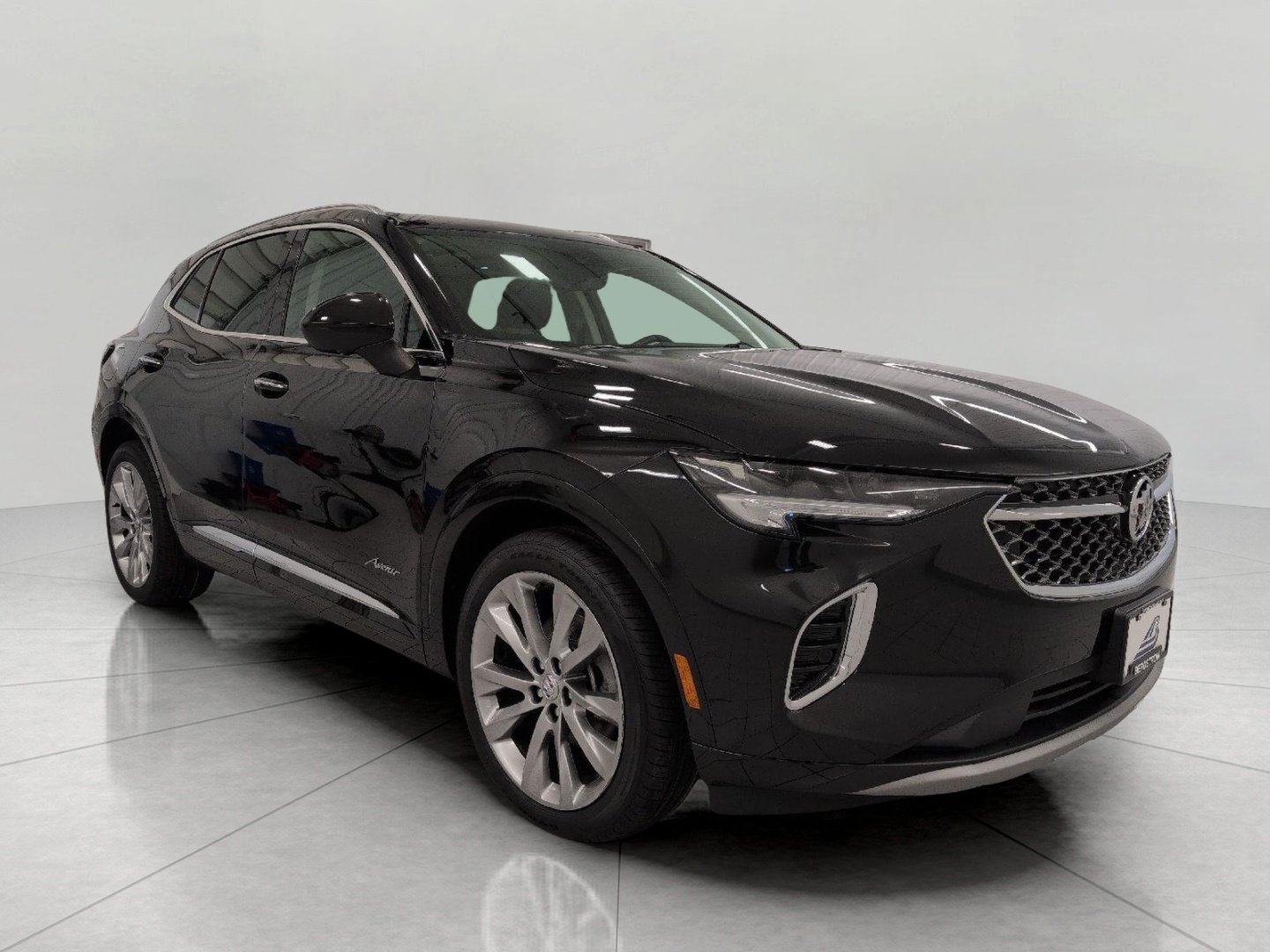 Used 2023 Buick Envision Avenir AWD/4WD image 1