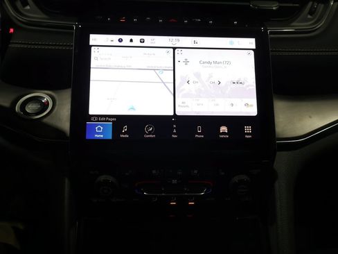 Used 2023 Jeep Grand Cherokee L Overland w/ Luxury Tech Group IV AWD/4WD image 26