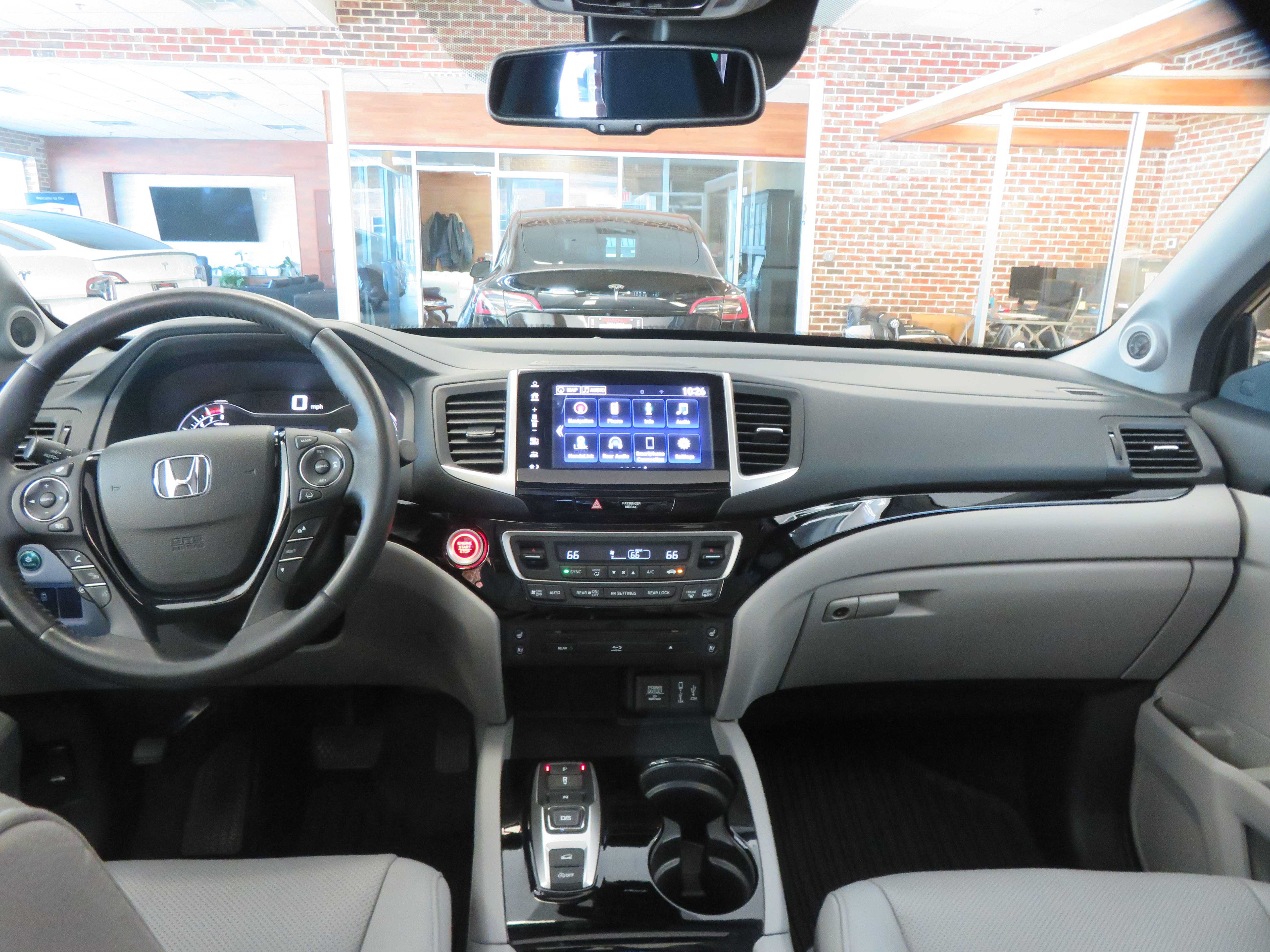Used 2017 Honda Pilot Elite image 56