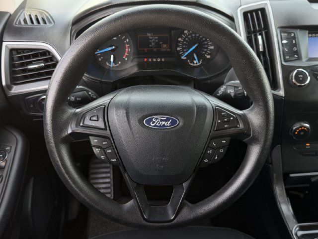 Used 2019 Ford Edge SE FWD image 11