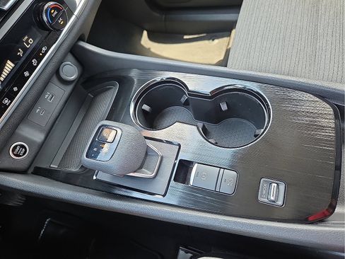 Used 2023 Nissan Rogue SV FWD image 25