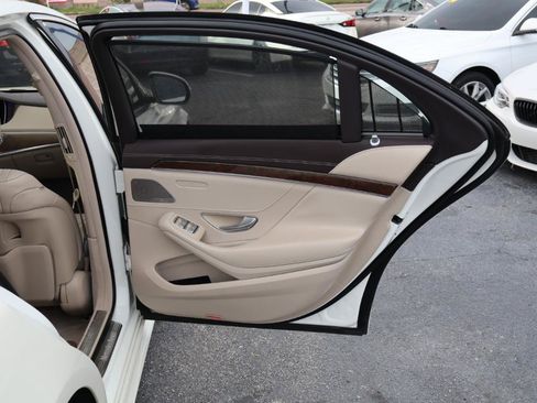 Used 2016 Mercedes-Benz S 550 Sedan image 22