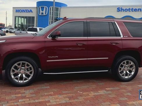 Used 2019 GMC Yukon SLE w/ SLE Value Package image 7