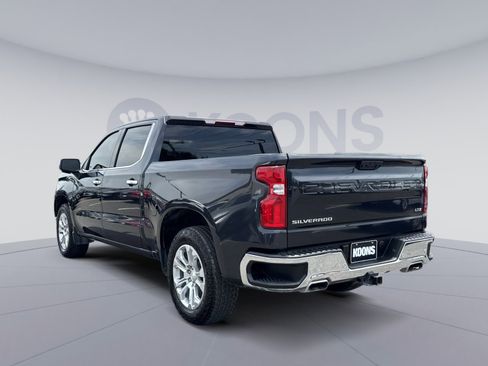 Used 2024 Chevrolet Silverado 1500 LTZ w/ Z71 Off-Road Package AWD/4WD image 4