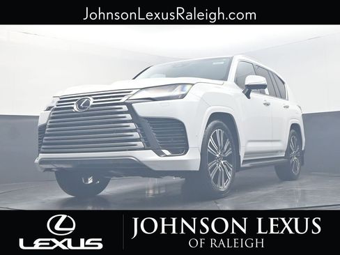 New 2026 Lexus LX 700h Luxury image 17