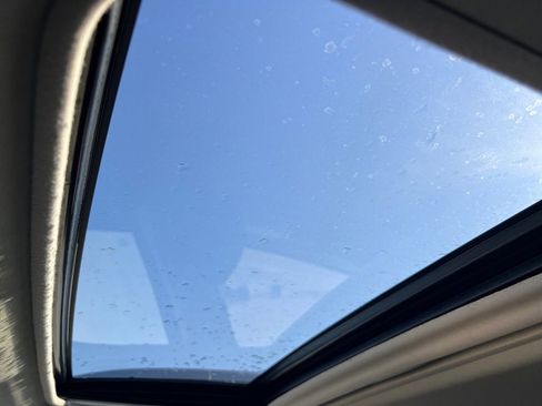 Used 2017 Toyota RAV4 XLE image 7