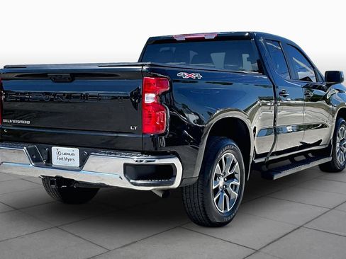 Used 2024 Chevrolet Silverado 1500 LT AWD/4WD image 13