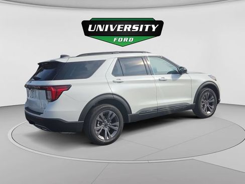 New 2026 Ford Explorer Active w/ Active Comfort Package AWD/4WD image 3