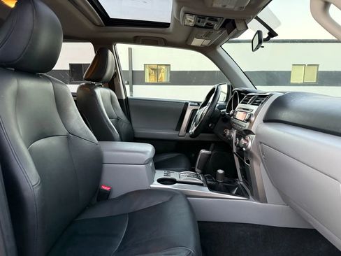 Used 2010 Toyota 4Runner SR5 image 27