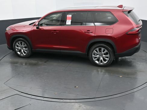 Used 2026 Toyota Grand Highlander Limited image 29