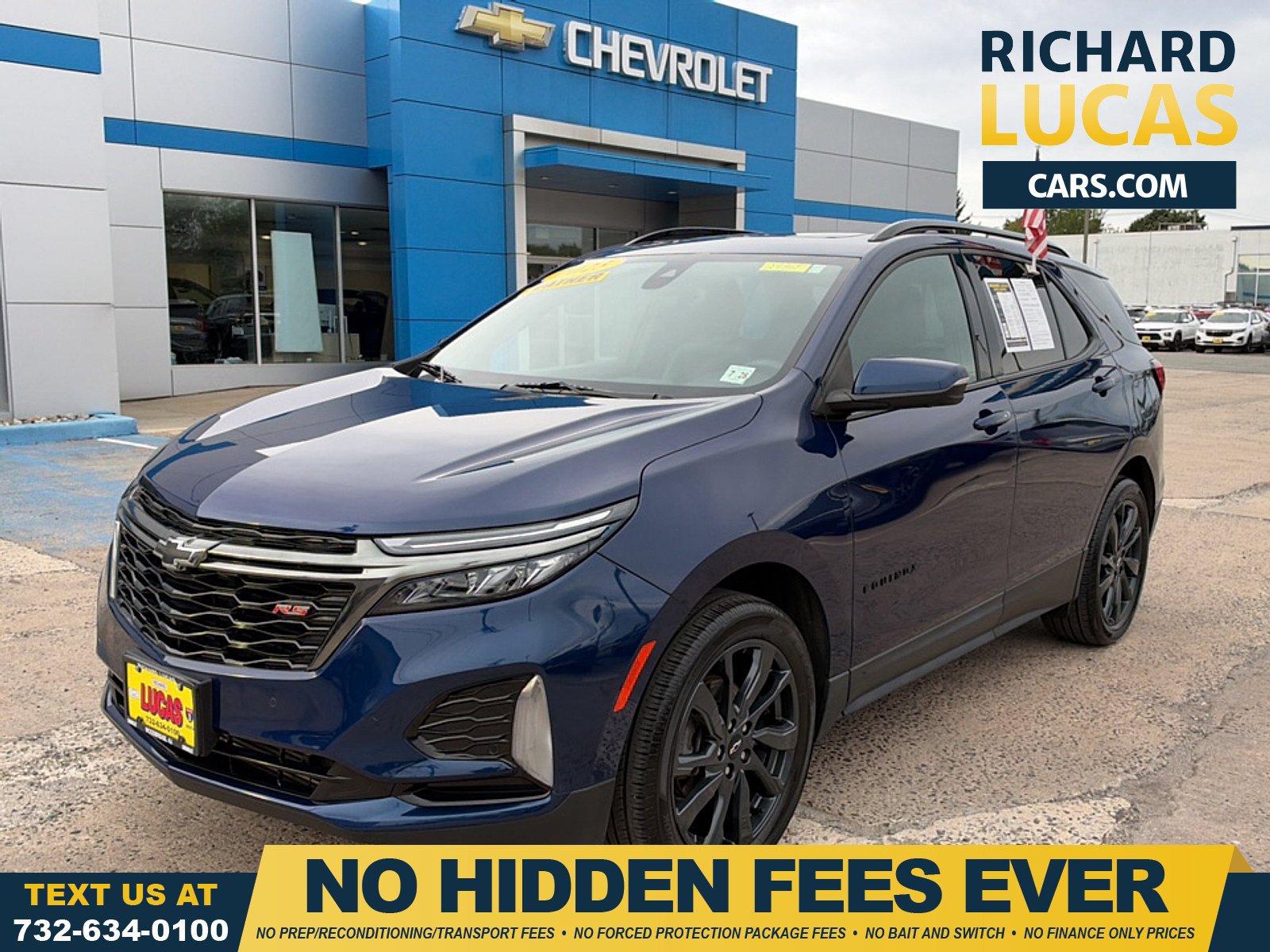 Used 2023 Chevrolet Equinox RS w/ RS Leather Package AWD/4WD image 1