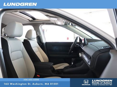 Used 2023 Honda CR-V EX image 17