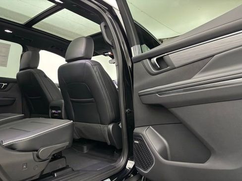 New 2026 Buick Enclave Preferred w/ Power Package image 38