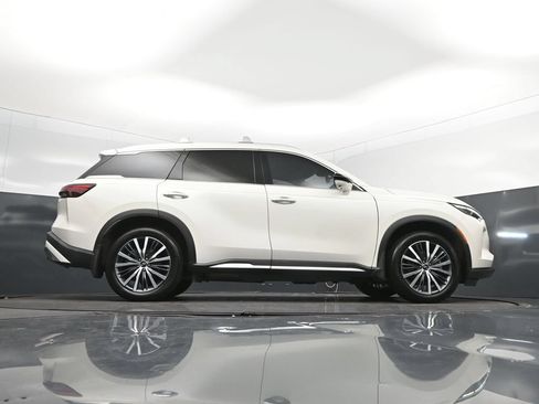 Certified 2023 INFINITI QX60 Sensory w/ Vision Package AWD/4WD image 39