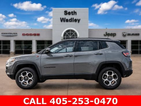 Used 2022 Jeep Compass Trailhawk w/ Trailhawk Elite Group AWD/4WD image 4