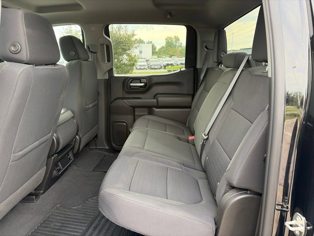 Used 2022 Chevrolet Silverado 1500 Custom Trail Boss w/ Safety Confidence Package AWD/4WD image 36