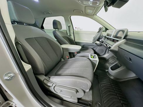 Used 2024 Hyundai Ioniq 5 SEL RWD image 31
