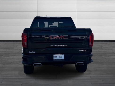 Used 2024 GMC Sierra 1500 AT4 w/ Technology Package AWD/4WD image 5
