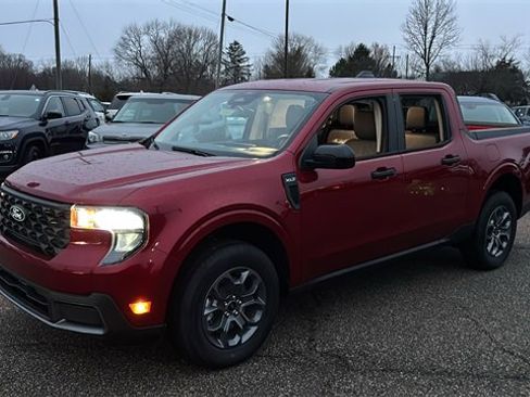 New 2026 Ford Maverick XLT w/ XLT Luxury Package image 2