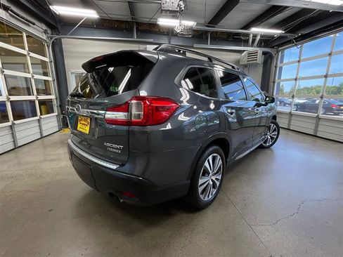 Used 2019 Subaru Ascent Touring AWD/4WD image 5
