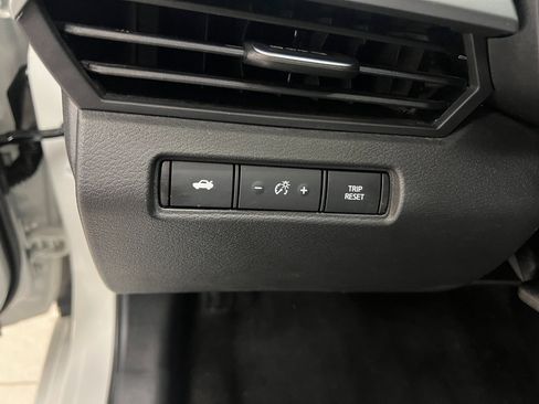 Used 2025 Nissan Altima 2.5 SV image 29