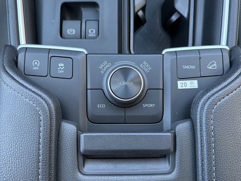 New 2026 Toyota Grand Highlander Platinum AWD/4WD image 20
