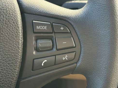 Used 2014 BMW 320i Sedan image 25