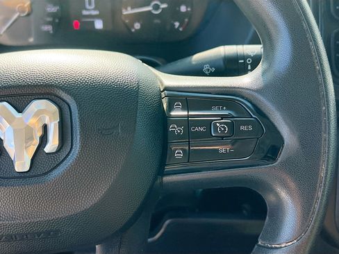 Used 2025 RAM ProMaster 2500 w/ Convenience Group FWD image 19