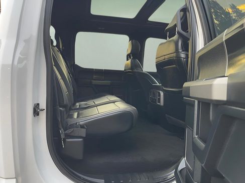 Used 2019 Ford F150 Raptor w/ Equipment Group 802A Luxury image 39