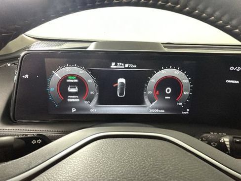 Used 2023 Nissan Ariya FWD image 17