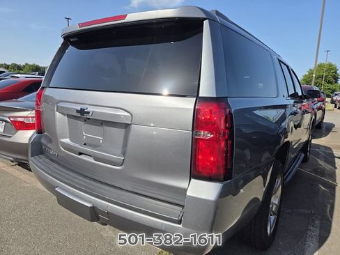 Used 2020 Chevrolet Suburban LT RWD image 4