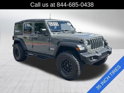 Used 2020 Jeep Wrangler Unlimited Sport S AWD/4WD image 3