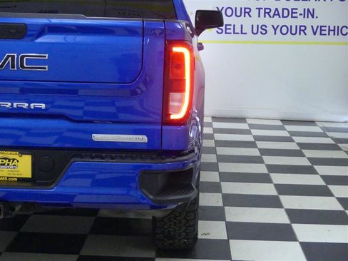 Used 2022 GMC Sierra 1500 Elevation w/ LPO, Elevation Black Package image 32