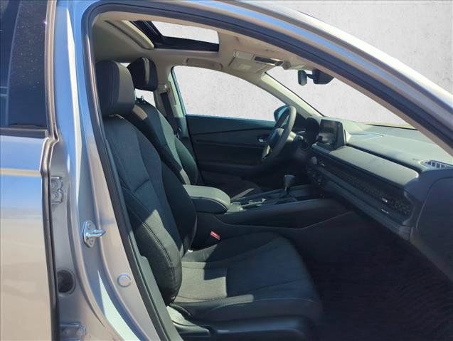 Used 2024 Honda Accord EX image 22