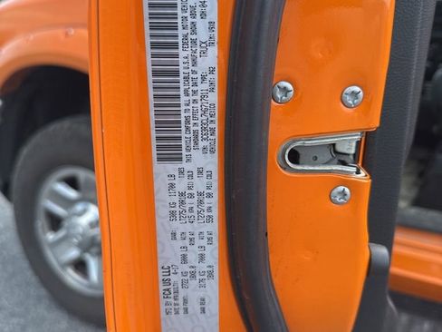 Used 2017 RAM 3500 Tradesman w/ Chrome Appearance Group AWD/4WD image 14