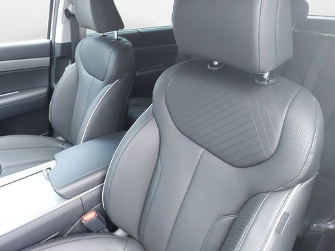 Certified 2025 Hyundai Palisade SEL image 10