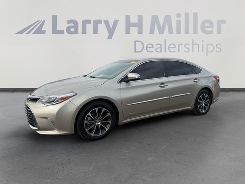 Used 2016 Toyota Avalon XLE Premium image 1