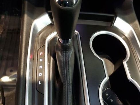 Used 2020 Chevrolet Traverse LS image 25