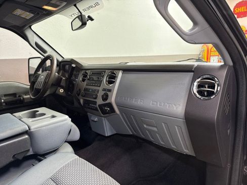 Used 2015 Ford F250 XLT w/ XLT Value Package image 56