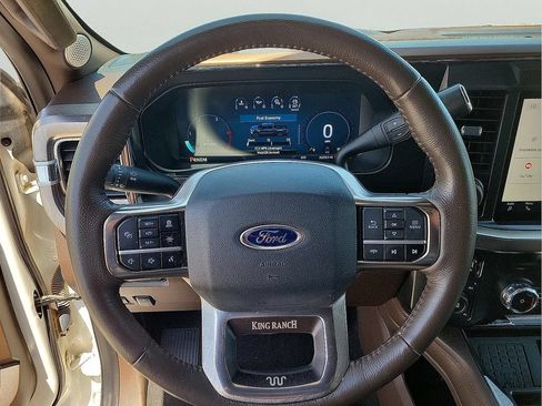 Used 2024 Ford F350 King Ranch w/ FX4 Off-Road Package AWD/4WD image 16