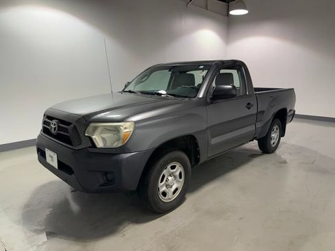 Used 2014 Toyota Tacoma 2WD Regular Cab image 3