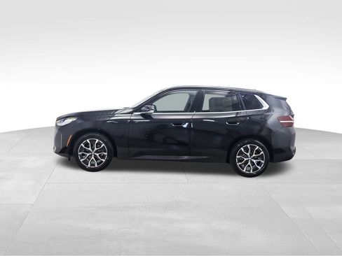 New 2026 BMW X3 xDrive30 w/ Premium Package image 3