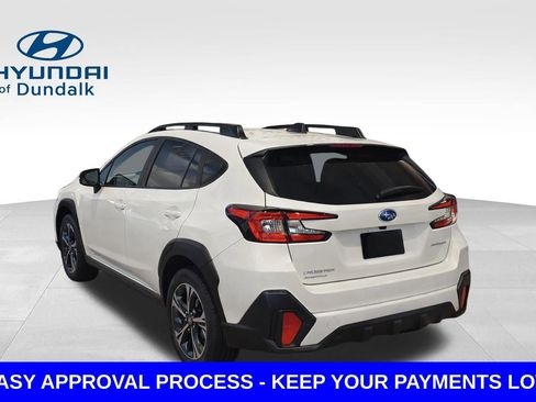 Used 2025 Subaru Crosstrek 2.0i Premium AWD/4WD image 2