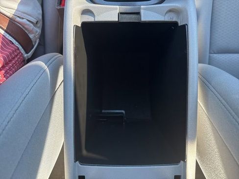 Used 2025 Chevrolet Malibu LT image 26