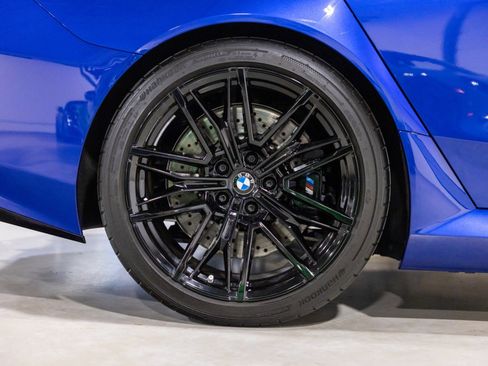 Used 2025 BMW M5 w/ Executive Package image 25